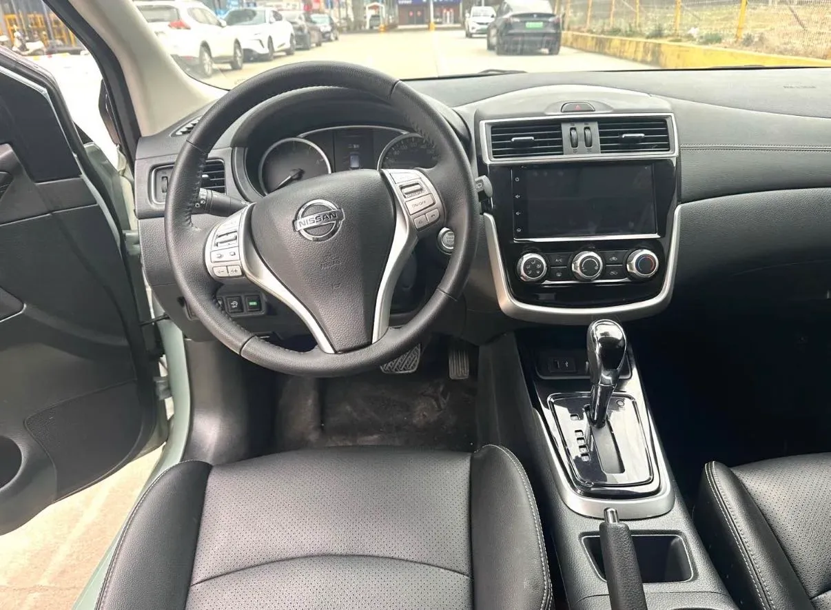 2021 Nissan Tiida 1.6L 122HP L4 CVT,autocango,china used car exporter,china ev exporter,chinese used car exporter,chinese used ev exporter