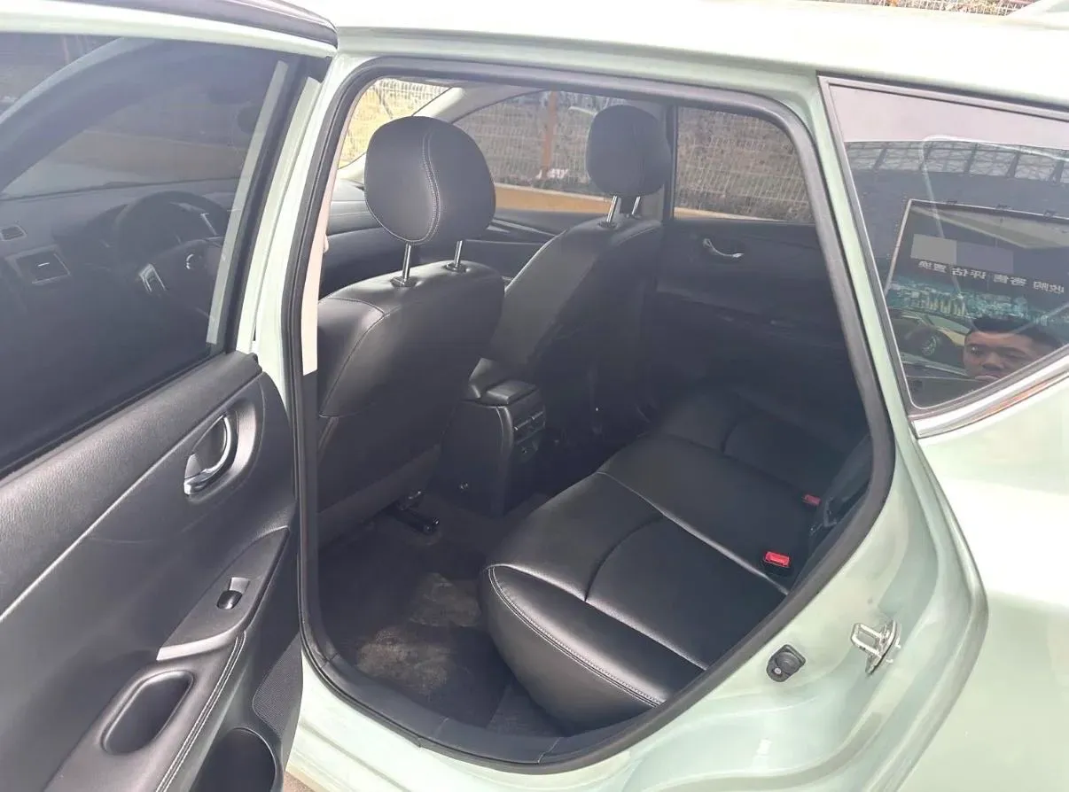 2021 Nissan Tiida 1.6L 122HP L4 CVT,autocango,china used car exporter,china ev exporter,chinese used car exporter,chinese used ev exporter