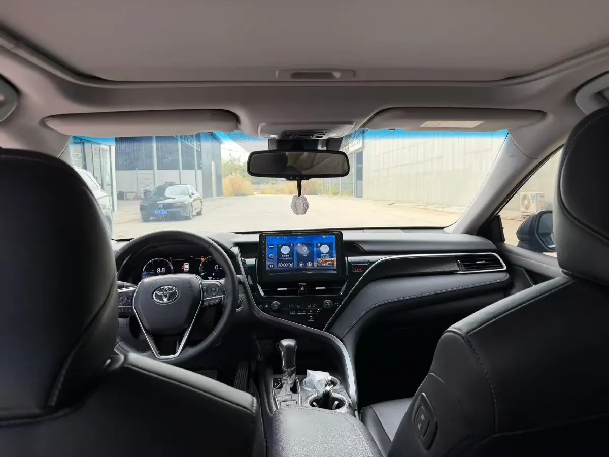 2021 Toyota Camry 2.5L 209HP L4 8AT,autocango,china used car exporter,china ev exporter,chinese used car exporter,chinese used ev exporter