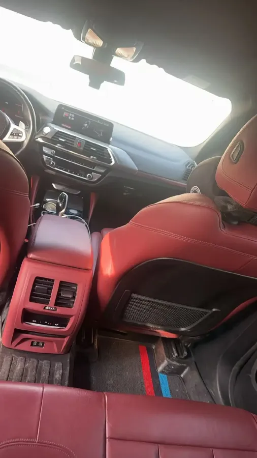 2021 BMW X4 2.0T 184HP L4 8AT,autocango,china used car exporter,china ev exporter,chinese used car exporter,chinese used ev exporter