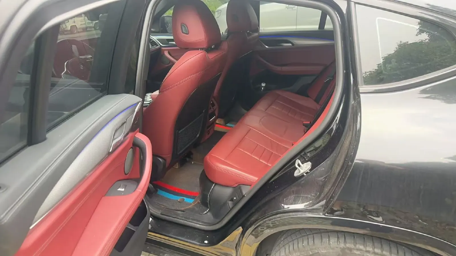 2021 BMW X4 2.0T 184HP L4 8AT,autocango,china used car exporter,china ev exporter,chinese used car exporter,chinese used ev exporter