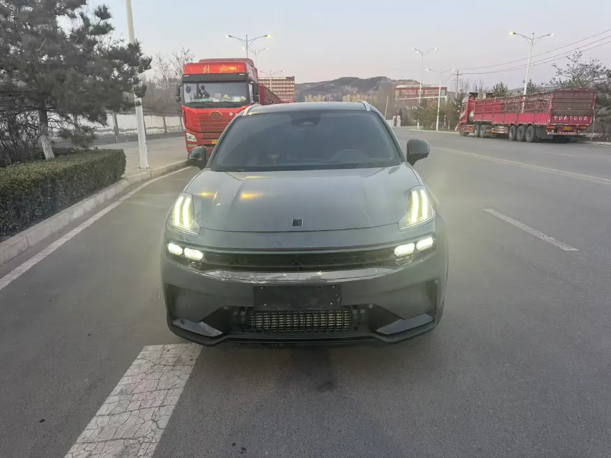 2023 LYNK&CO 03 1.5T 181HP L4 7DCT,autocango,china used car exporter,china ev exporter,chinese used car exporter,chinese used ev exporter