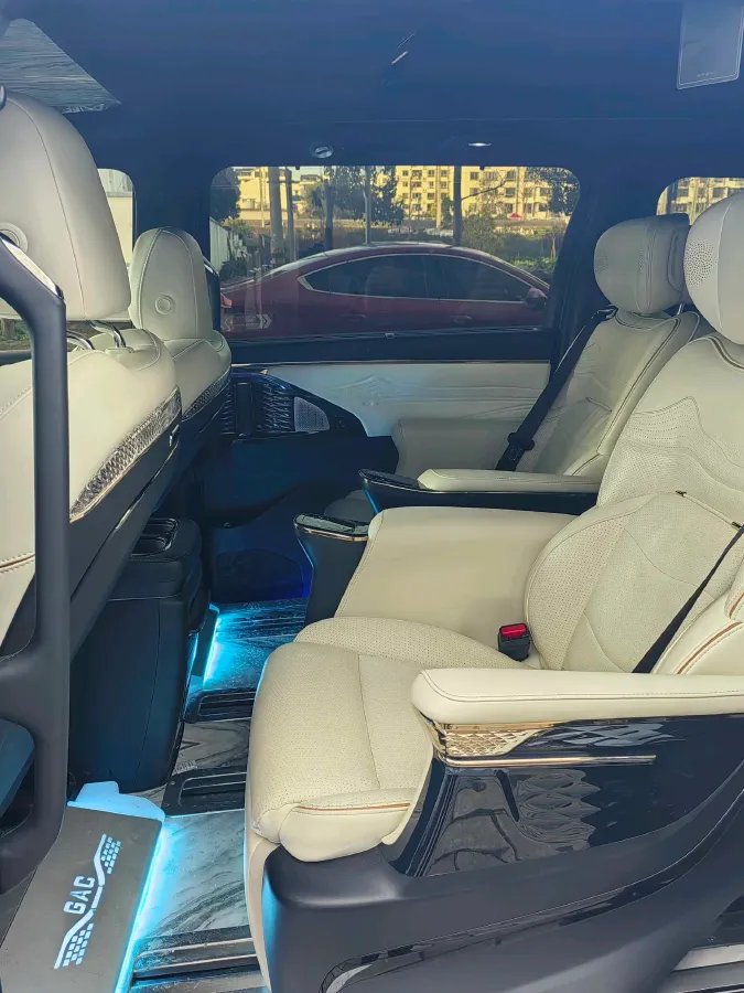 2023 GAC Trumpchi M8 2.0T 252HP L4 8AT,autocango,china used car exporter,china ev exporter,chinese used car exporter,chinese used ev exporter