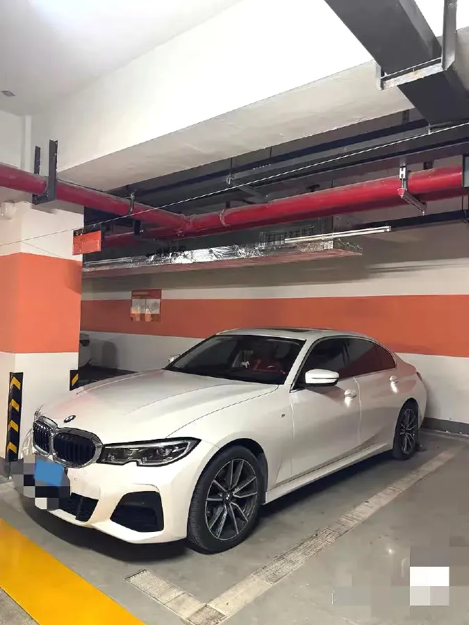 2022 BMW 3 Series 2.0T 156HP L4 8AT,autocango,china used car exporter,china ev exporter,chinese used car exporter,chinese used ev exporter