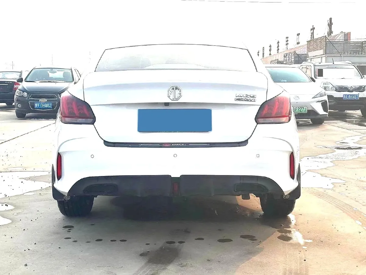 2023 MG 5 1.5L 129HP L4 5MT,autocango,china used car exporter,china ev exporter,chinese used car exporter,chinese used ev exporter