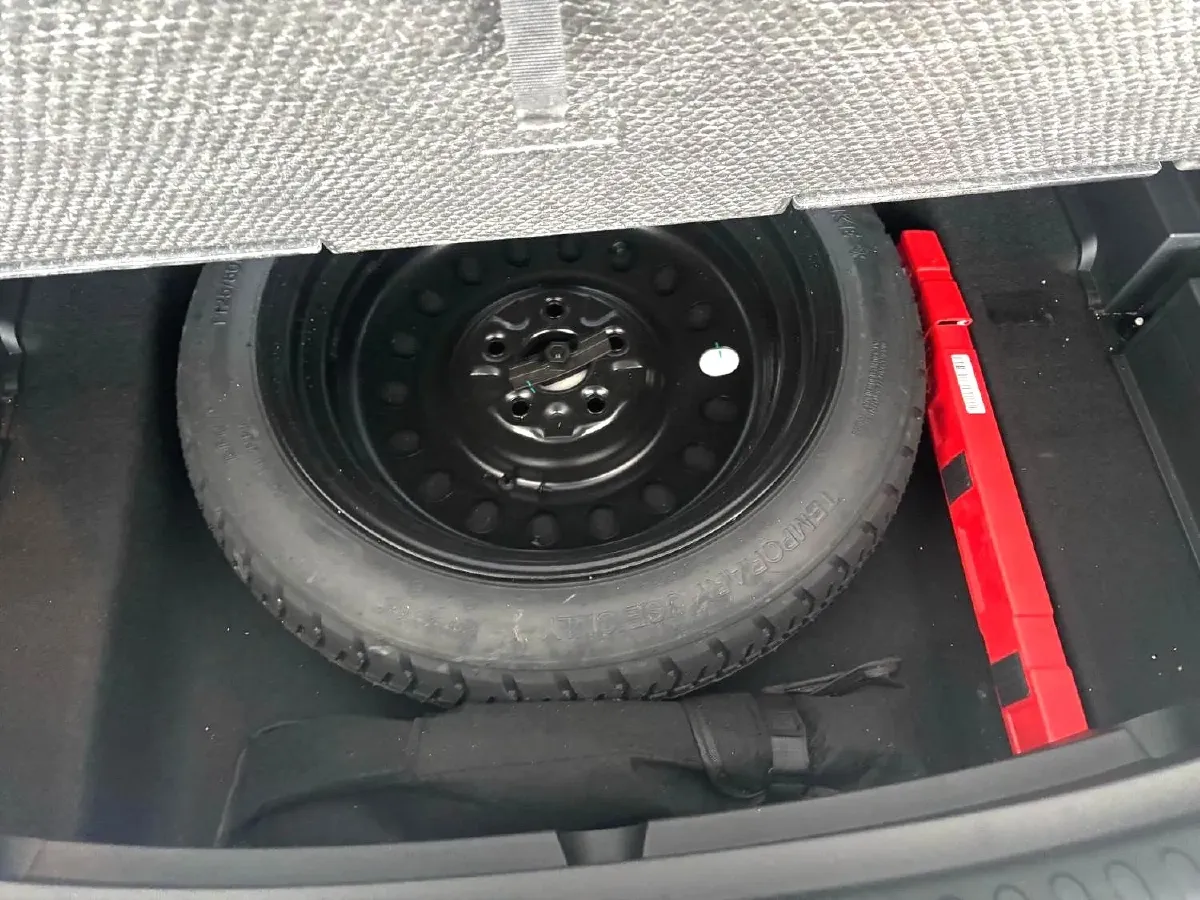 2023 Geely Azkarra 1.5T 181HP L4 7DCT,autocango,china used car exporter,china ev exporter,chinese used car exporter,chinese used ev exporter