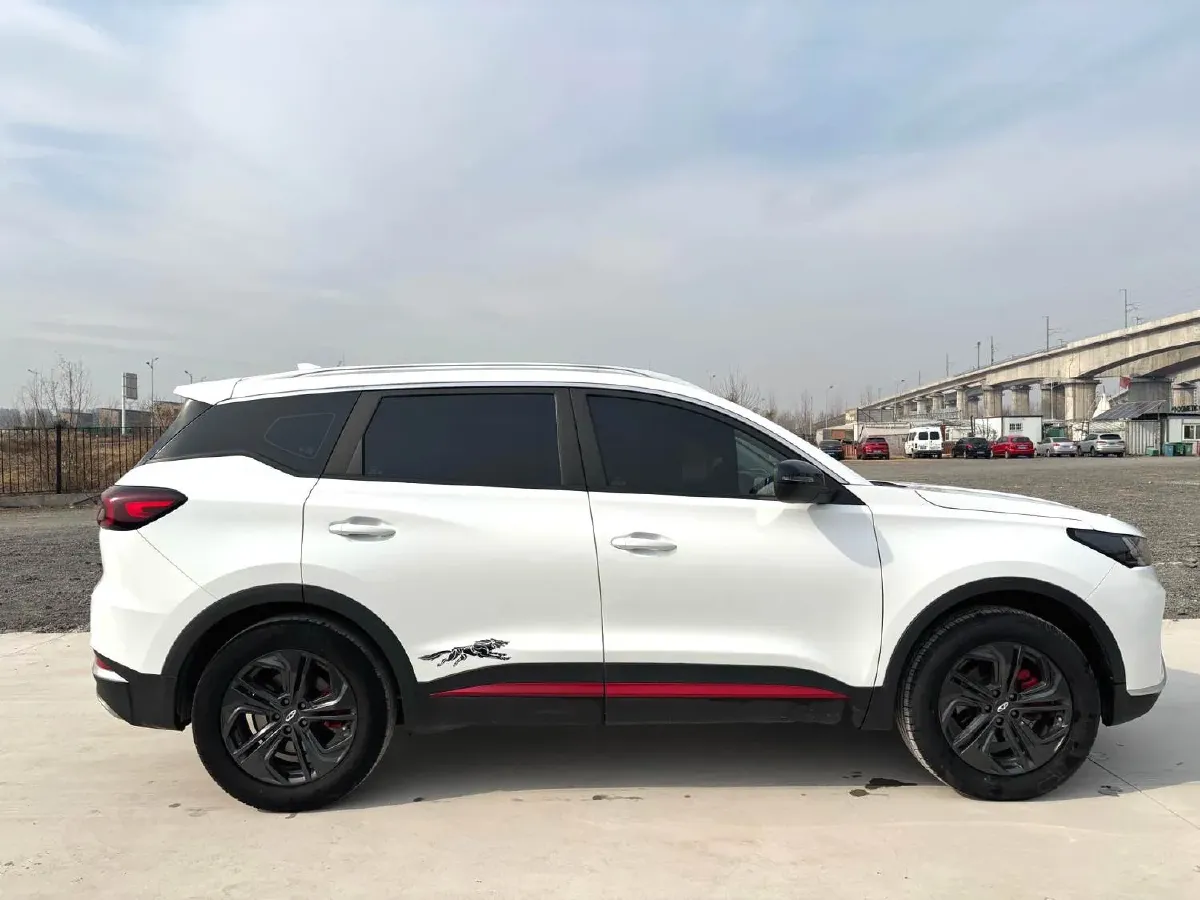 2023 Chery Tiggo 7 1.5T 156HP L4 CVT,autocango,china used car exporter,china ev exporter,chinese used car exporter,chinese used ev exporter