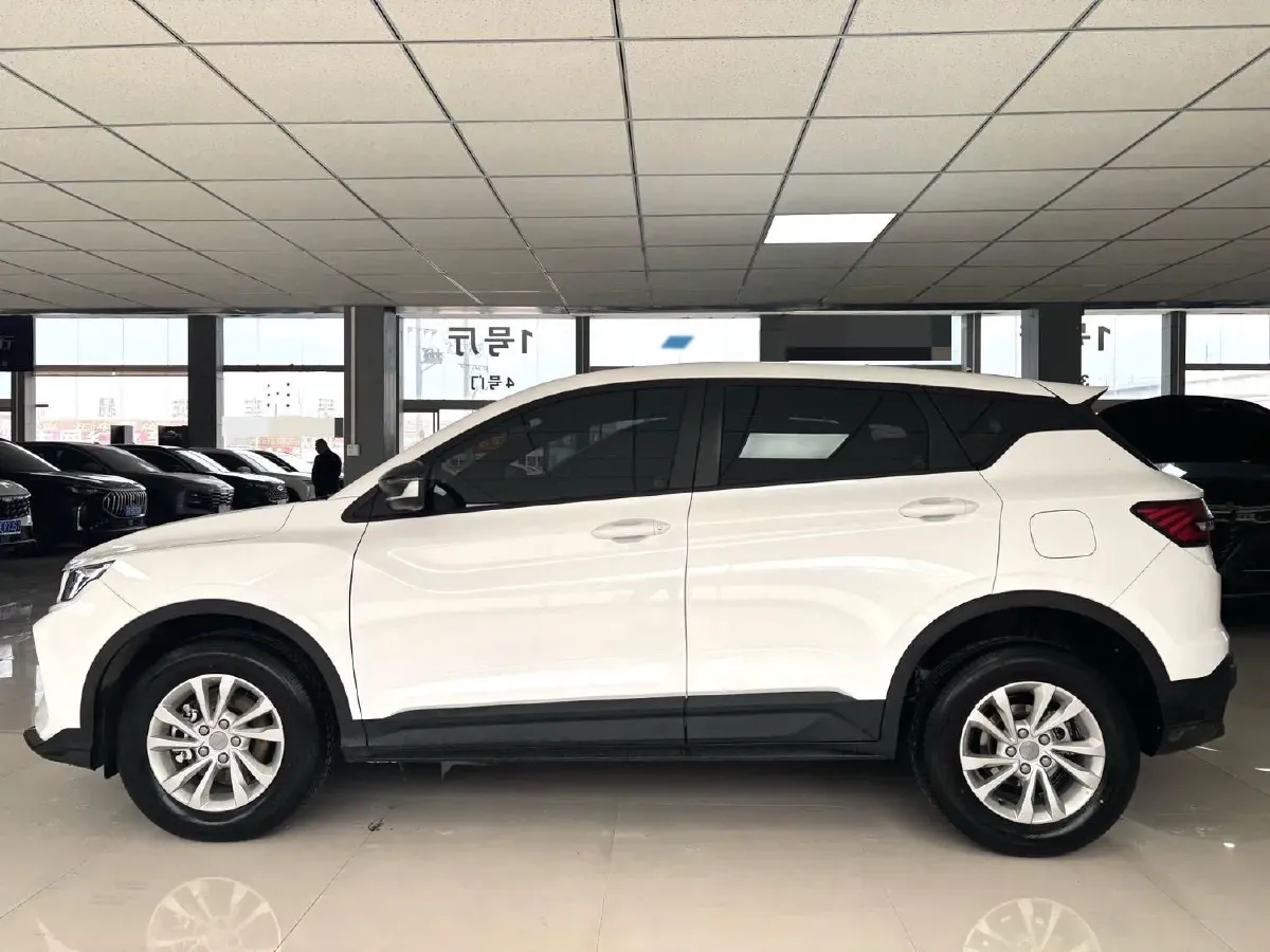 2025 Geely Coolray 1.5L 126HP L4 5MT,autocango,china used car exporter,china ev exporter,chinese used car exporter,chinese used ev exporter