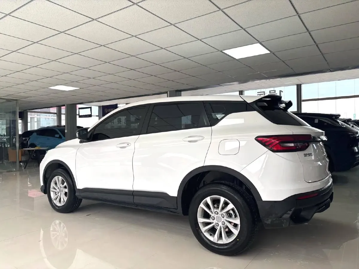 2025 Geely Coolray 1.5L 126HP L4 5MT,autocango,china used car exporter,china ev exporter,chinese used car exporter,chinese used ev exporter