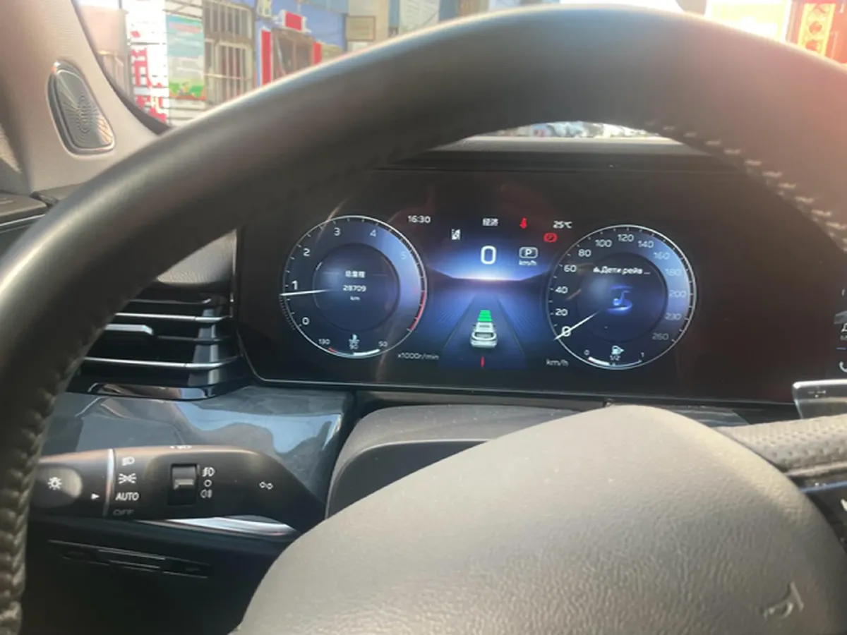 2023 HongQi HS5 2.0T 252HP L4 8AT,autocango,china used car exporter,china ev exporter,chinese used car exporter,chinese used ev exporter