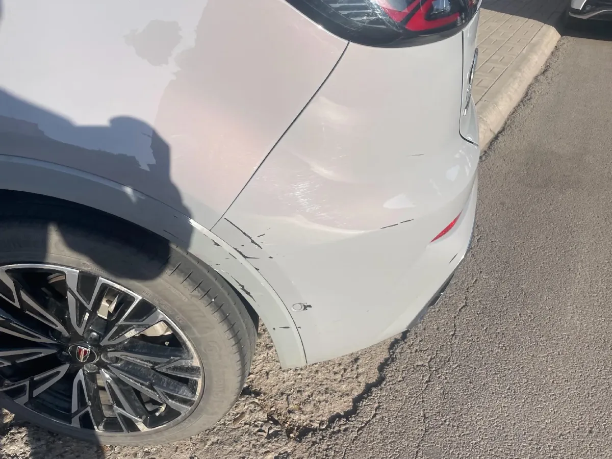 2023 HongQi HS5 2.0T 252HP L4 8AT,autocango,china used car exporter,china ev exporter,chinese used car exporter,chinese used ev exporter