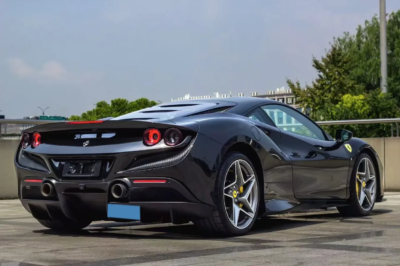 2019 Aston Martin DB11 5.2T 639HP V12 8AT,autocango,china used car exporter,china ev exporter,chinese used car exporter,chinese used ev exporter