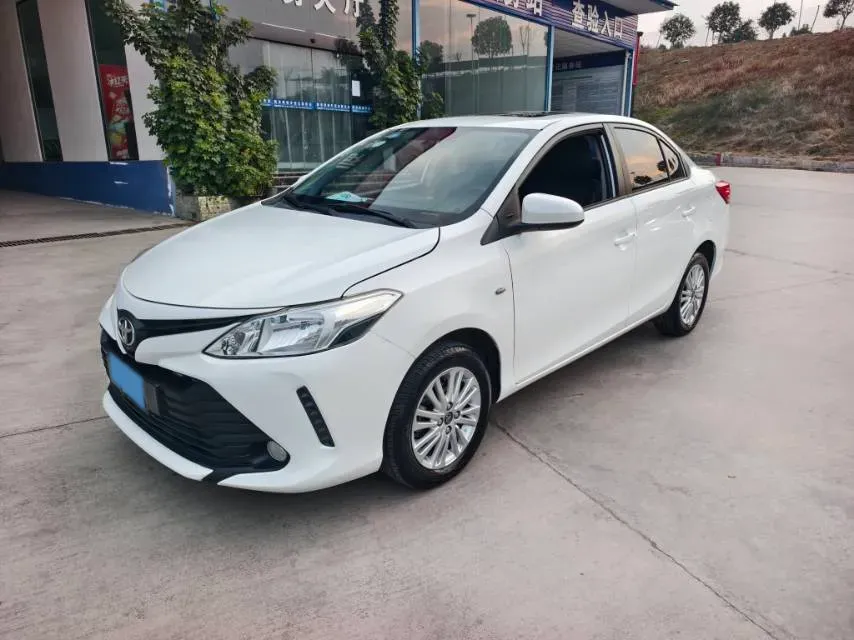 2017 BAIC WeiWang M50F 1.3T 129HP L4 6MT,autocango,china used car exporter,china ev exporter,chinese used car exporter,chinese used ev exporter