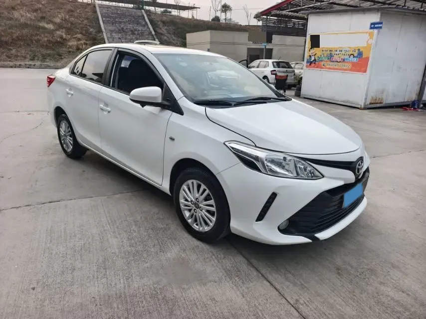 2017 BAIC WeiWang M50F 1.3T 129HP L4 6MT,autocango,china used car exporter,china ev exporter,chinese used car exporter,chinese used ev exporter