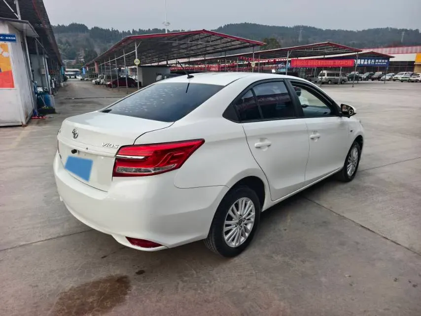 2017 BAIC WeiWang M50F 1.3T 129HP L4 6MT,autocango,china used car exporter,china ev exporter,chinese used car exporter,chinese used ev exporter