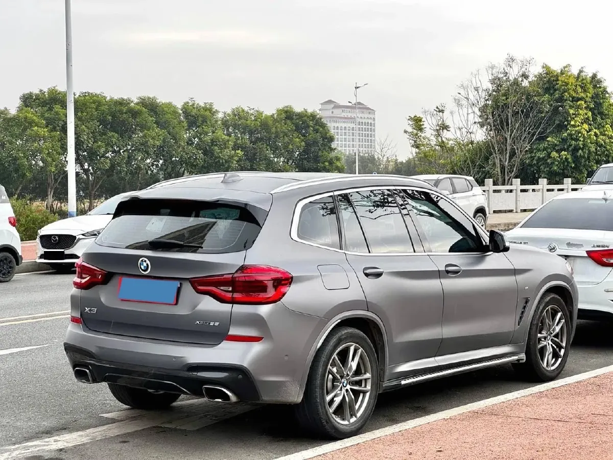 2021 BMW X3 2.0T 224HP L4 8AT,autocango,china used car exporter,china ev exporter,chinese used car exporter,chinese used ev exporter