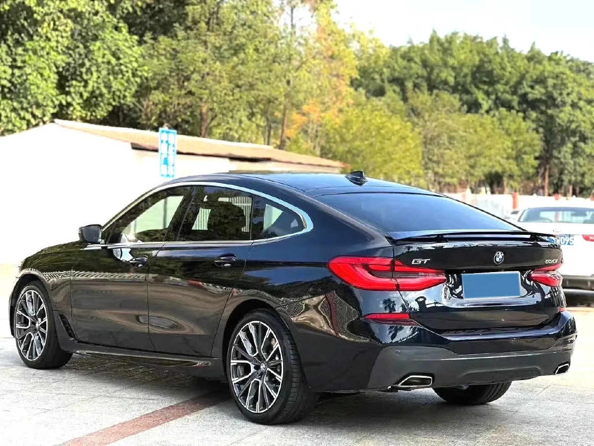 2021 BMW 6 Series GT 2.0T 258HP L4 8AT,autocango,china used car exporter,china ev exporter,chinese used car exporter,chinese used ev exporter