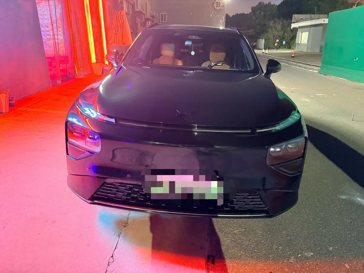 2022 Xpeng G9 BEV 78.2KWH,autocango,china used car exporter,china ev exporter,chinese used car exporter,chinese used ev exporter