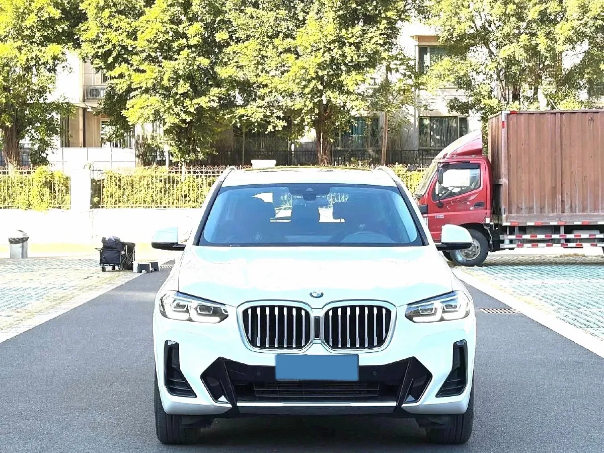 2022 BMW X3 2.0T 184HP L4 8AT,autocango,china used car exporter,china ev exporter,chinese used car exporter,chinese used ev exporter