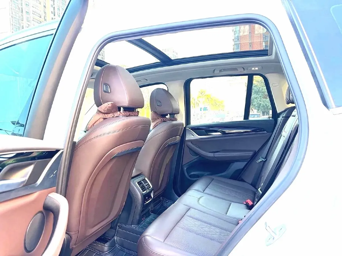 2022 BMW X3 2.0T 184HP L4 8AT,autocango,china used car exporter,china ev exporter,chinese used car exporter,chinese used ev exporter