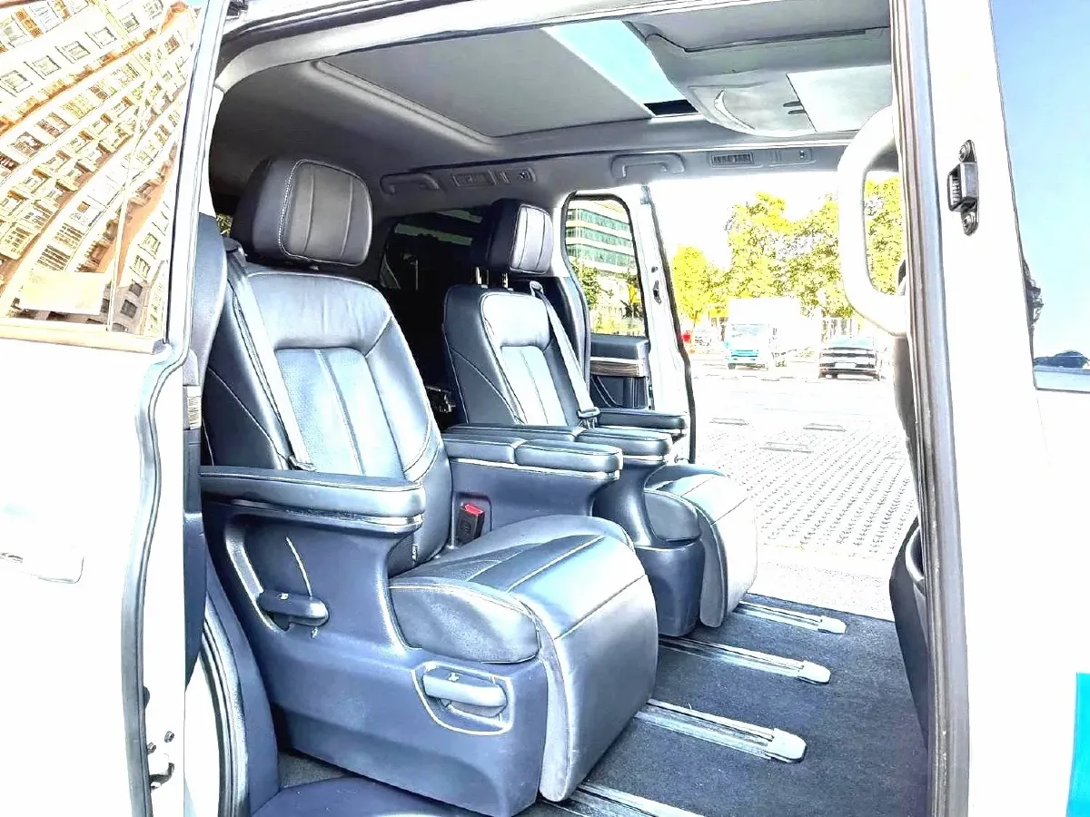 2021 GAC Trumpchi M8 2.0T 252HP L4 8AT,autocango,china used car exporter,china ev exporter,chinese used car exporter,chinese used ev exporter