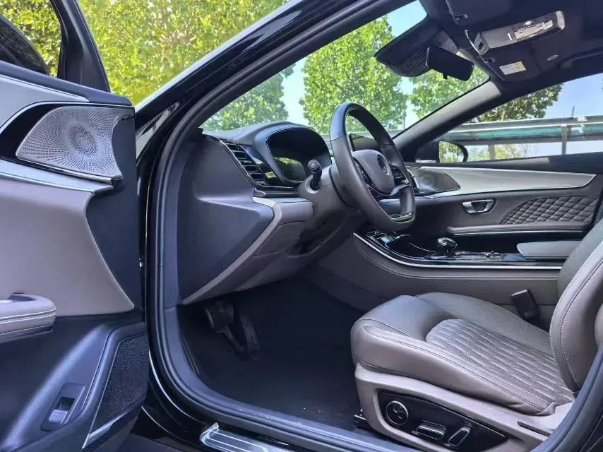 2020 WEY VV7 2.0T 227HP L4 7DCT PHEV,autocango,china used car exporter,china ev exporter,chinese used car exporter,chinese used ev exporter