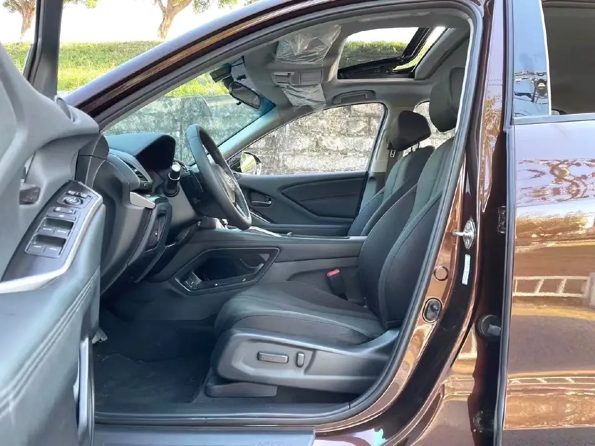 2020 Acura CDX 1.5T 182HP L4 8DCT,autocango,china used car exporter,china ev exporter,chinese used car exporter,chinese used ev exporter