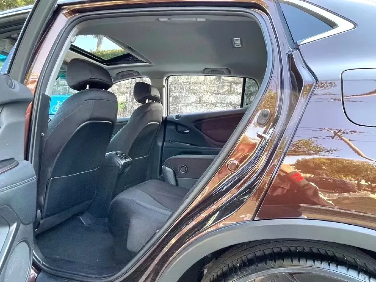 2020 Acura CDX 1.5T 182HP L4 8DCT,autocango,china used car exporter,china ev exporter,chinese used car exporter,chinese used ev exporter