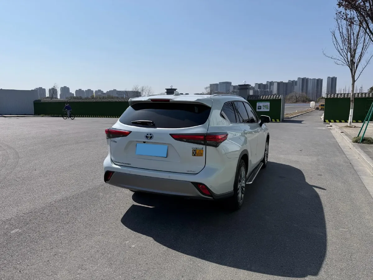2023 Toyota Highlander 2.5L 189HP L4 E-CVT Hybrid,autocango,china used car exporter,china ev exporter,chinese used car exporter,chinese used ev exporter