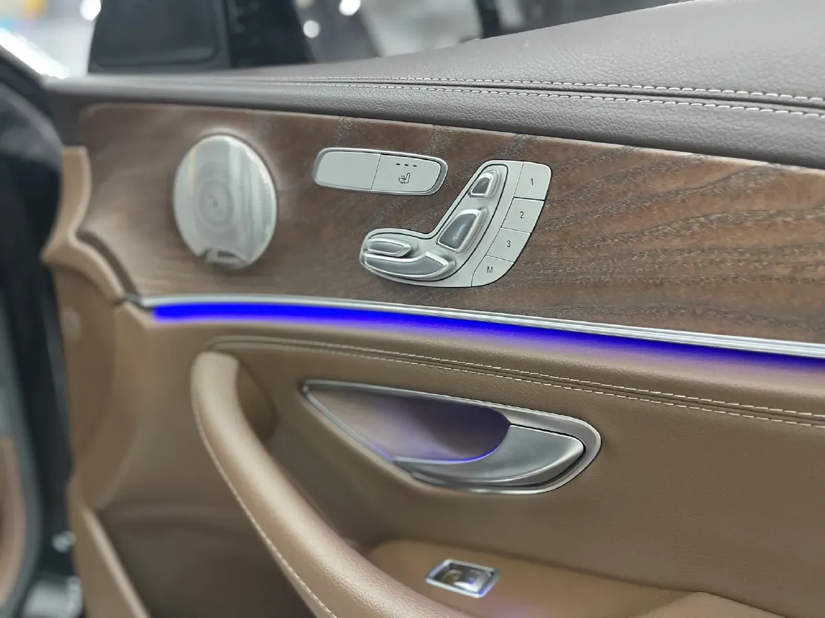 2023 Mercedes-Benz E Class 2.0T 258HP L4 9AT,autocango,china used car exporter,china ev exporter,chinese used car exporter,chinese used ev exporter