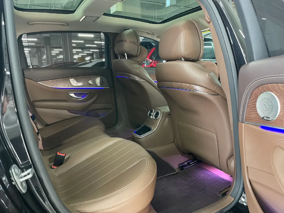 2023 Mercedes-Benz E Class 2.0T 258HP L4 9AT,autocango,china used car exporter,china ev exporter,chinese used car exporter,chinese used ev exporter