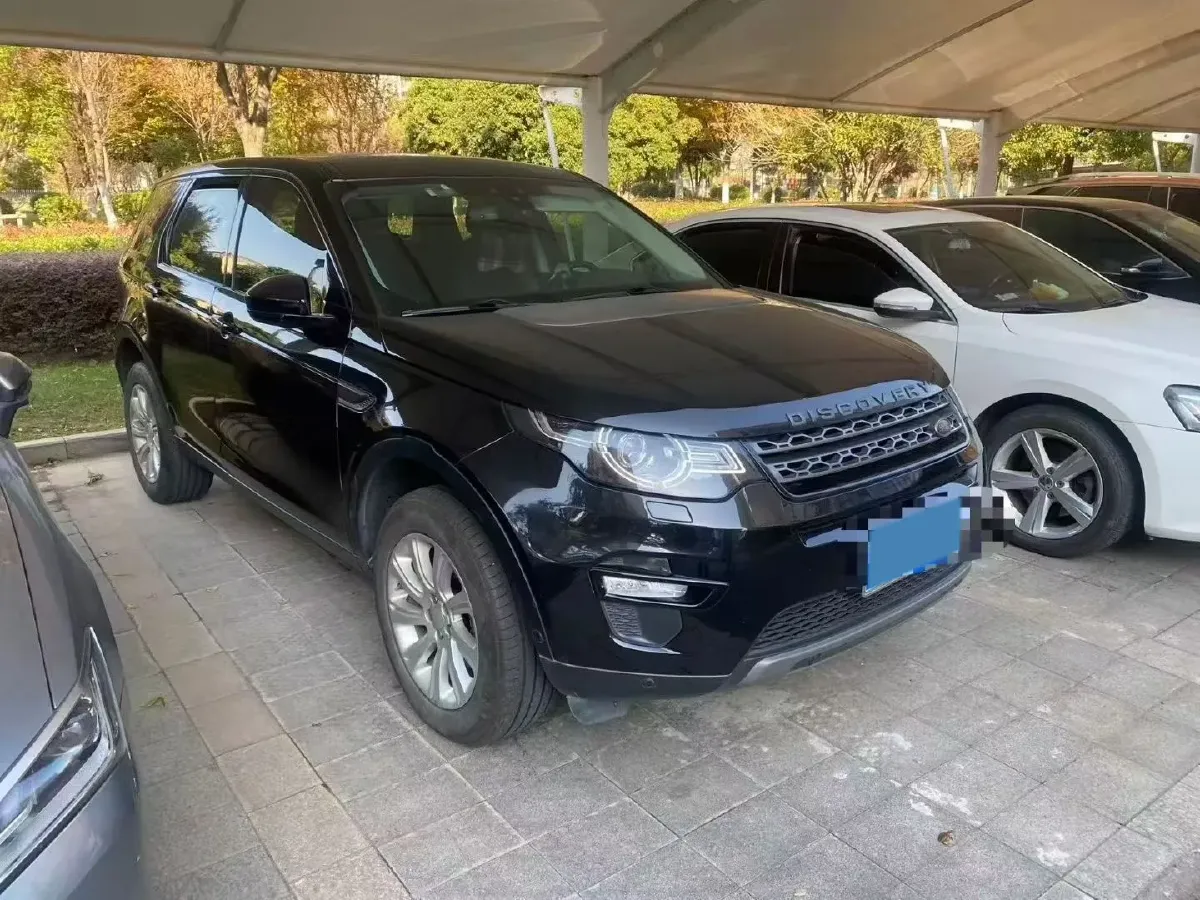 2018 Land Rover Discovery Sport 2.0T 241HP L4 9AT,autocango,china used car exporter,china ev exporter,chinese used car exporter,chinese used ev exporter