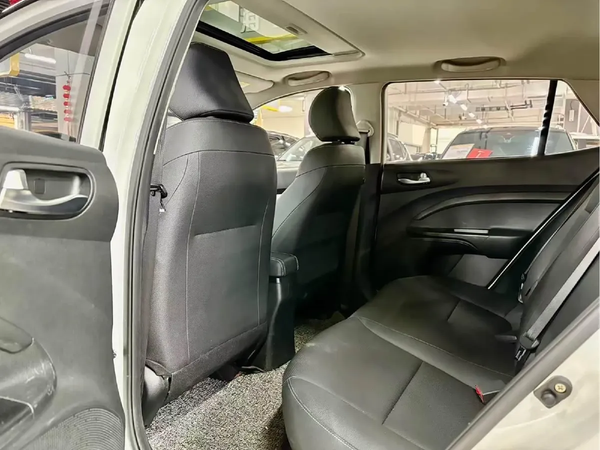 2021 Kia KX1 1.4L 100HP L4 CVT,autocango,china used car exporter,china ev exporter,chinese used car exporter,chinese used ev exporter