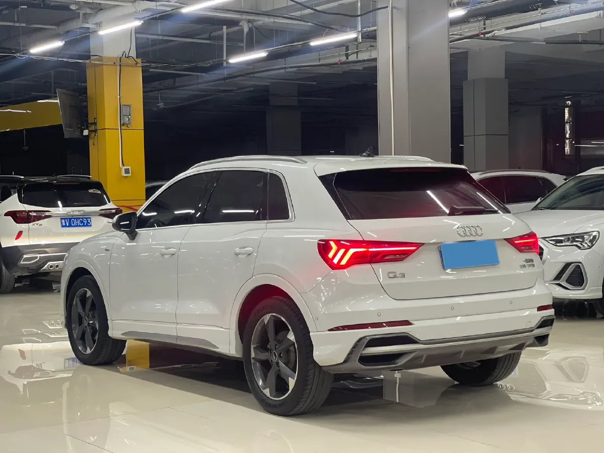 2022 Audi Q3 1.4T 150HP L4 7DCT,autocango,china used car exporter,china ev exporter,chinese used car exporter,chinese used ev exporter