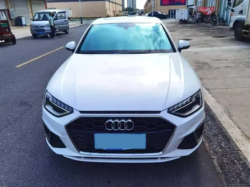 2020 Audi A4L 2.0T 190HP L4 7DCT,autocango,china used car exporter,china ev exporter,chinese used car exporter,chinese used ev exporter