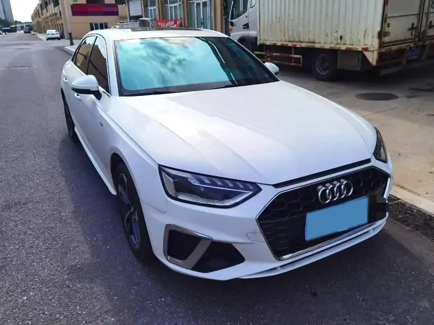 2020 Audi A4L 2.0T 190HP L4 7DCT,autocango,china used car exporter,china ev exporter,chinese used car exporter,chinese used ev exporter