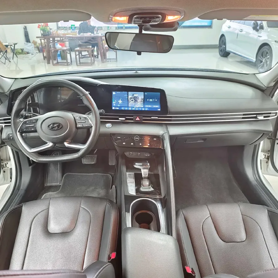 2023 Hyundai Elantra 1.5L 115HP L4 CVT,autocango,china used car exporter,china ev exporter,chinese used car exporter,chinese used ev exporter