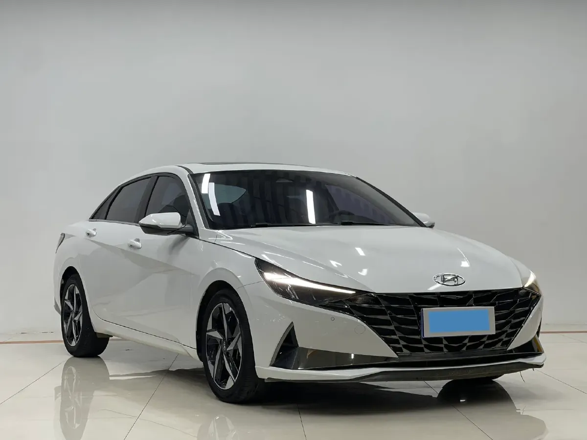 2022 Hyundai Elantra 1.5L 115HP L4 CVT,autocango,china used car exporter,china ev exporter,chinese used car exporter,chinese used ev exporter