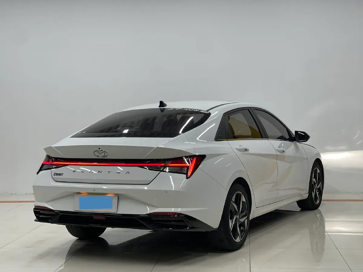 2022 Hyundai Elantra 1.5L 115HP L4 CVT,autocango,china used car exporter,china ev exporter,chinese used car exporter,chinese used ev exporter