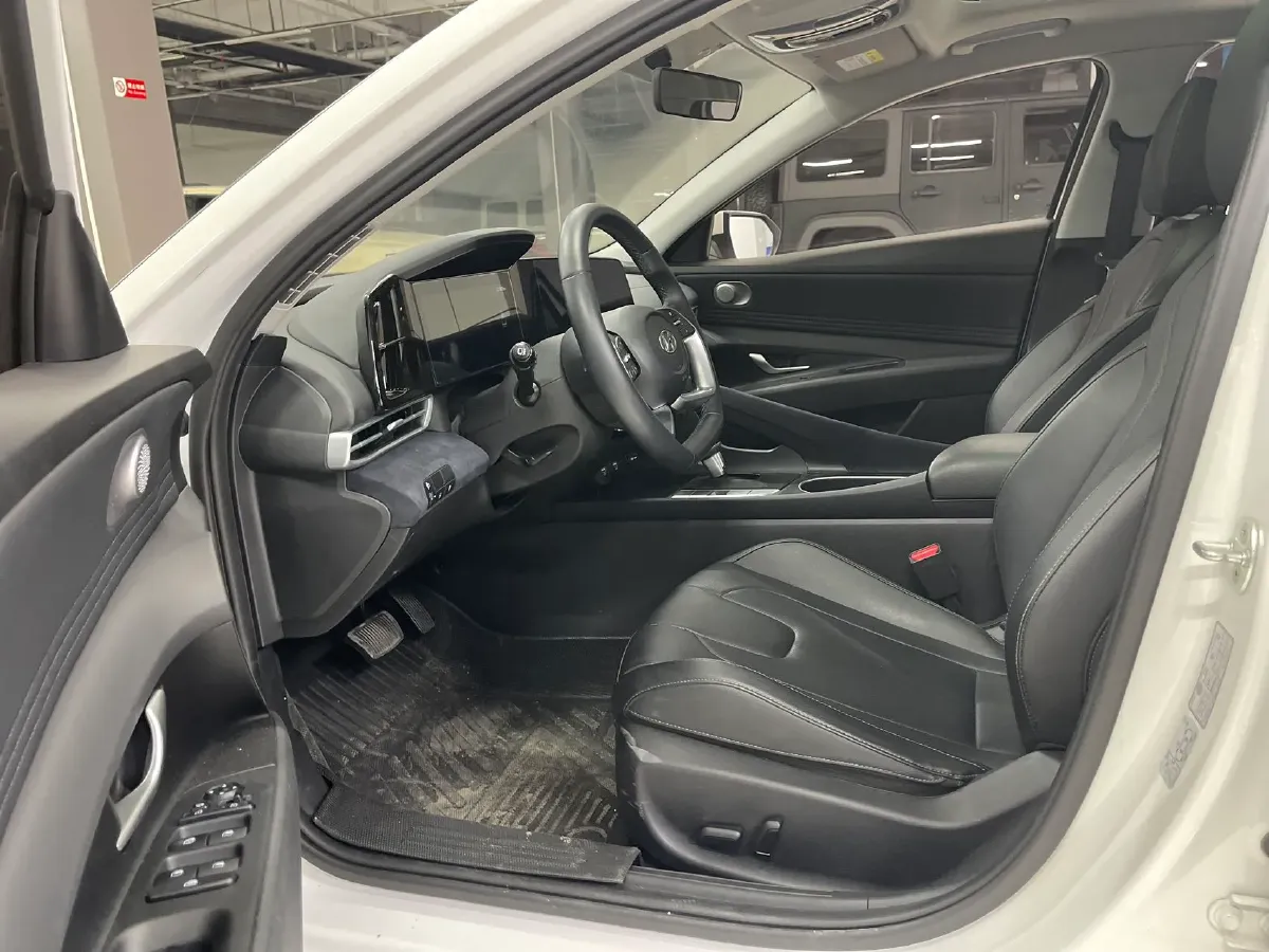 2022 Hyundai Elantra 1.5L 115HP L4 CVT,autocango,china used car exporter,china ev exporter,chinese used car exporter,chinese used ev exporter