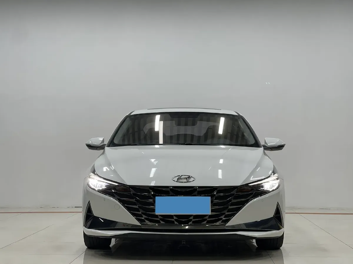 2022 Hyundai Elantra 1.5L 115HP L4 CVT,autocango,china used car exporter,china ev exporter,chinese used car exporter,chinese used ev exporter