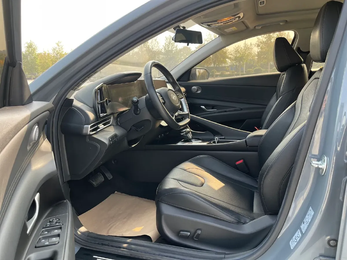 2022 Hyundai Elantra 1.5L 115HP L4 CVT,autocango,china used car exporter,china ev exporter,chinese used car exporter,chinese used ev exporter