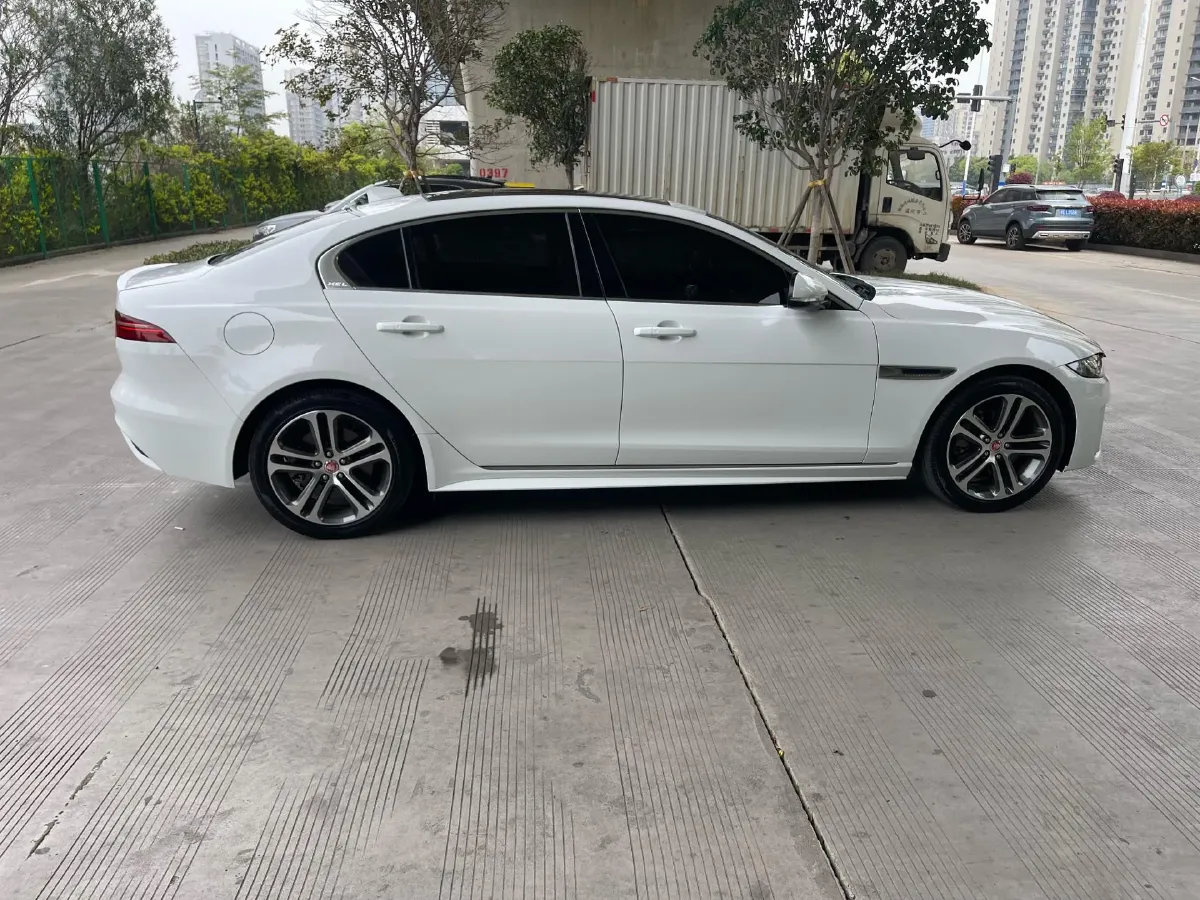 2021 Jaguar XEL 2.0T 250HP L4 8AT,autocango,china used car exporter,china ev exporter,chinese used car exporter,chinese used ev exporter