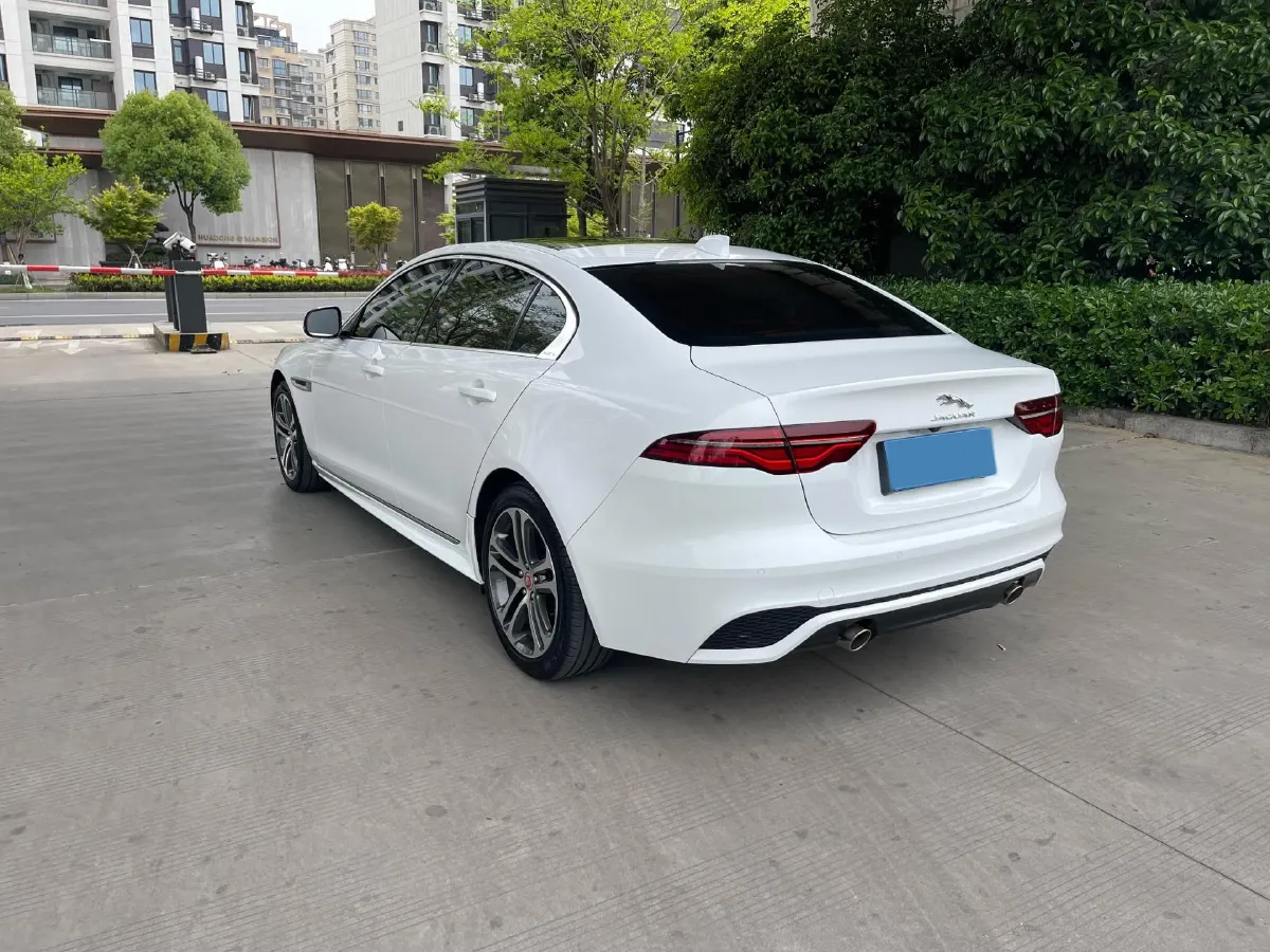 2021 Jaguar XEL 2.0T 250HP L4 8AT,autocango,china used car exporter,china ev exporter,chinese used car exporter,chinese used ev exporter