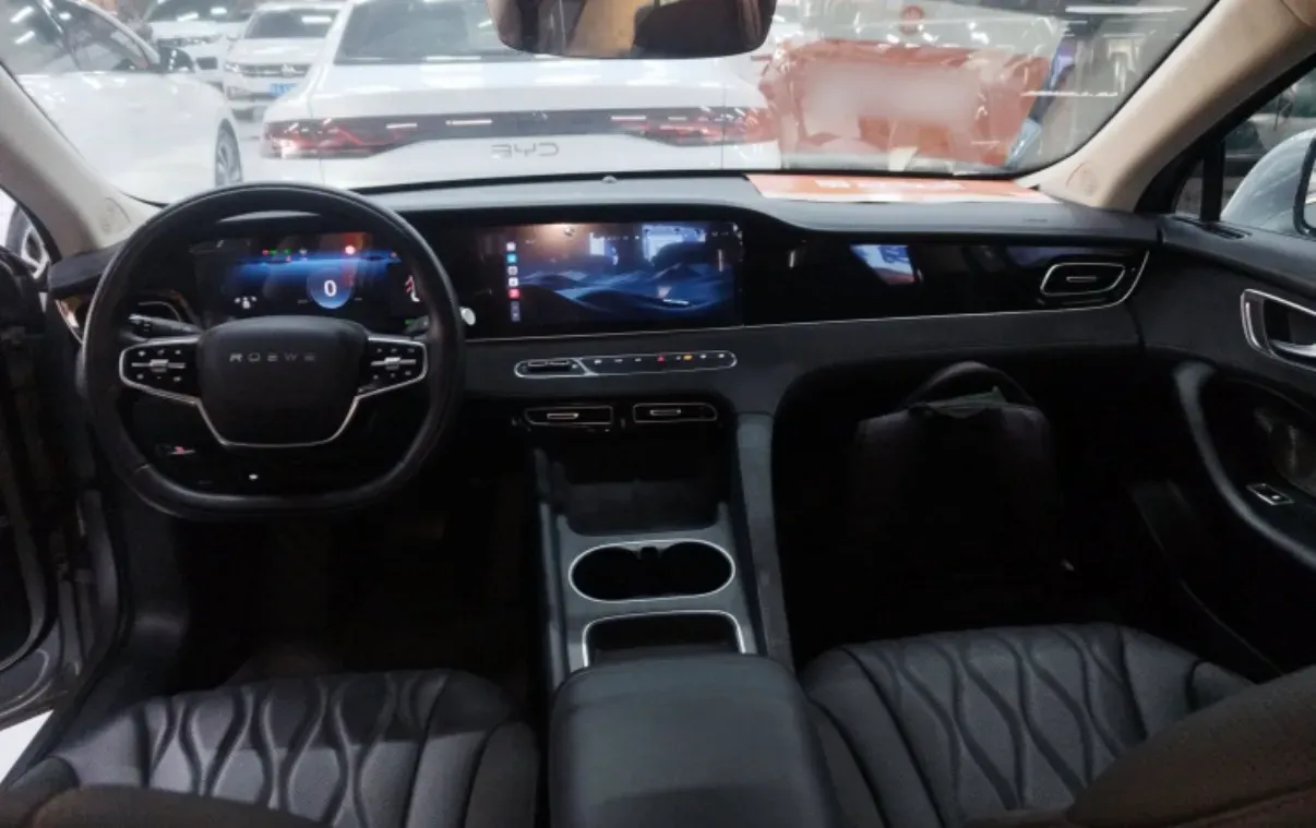 2023 Roewe D7 1.5L 112HP L4 1DHT PHEV 21.4KWH,autocango,china used car exporter,china ev exporter,chinese used car exporter,chinese used ev exporter