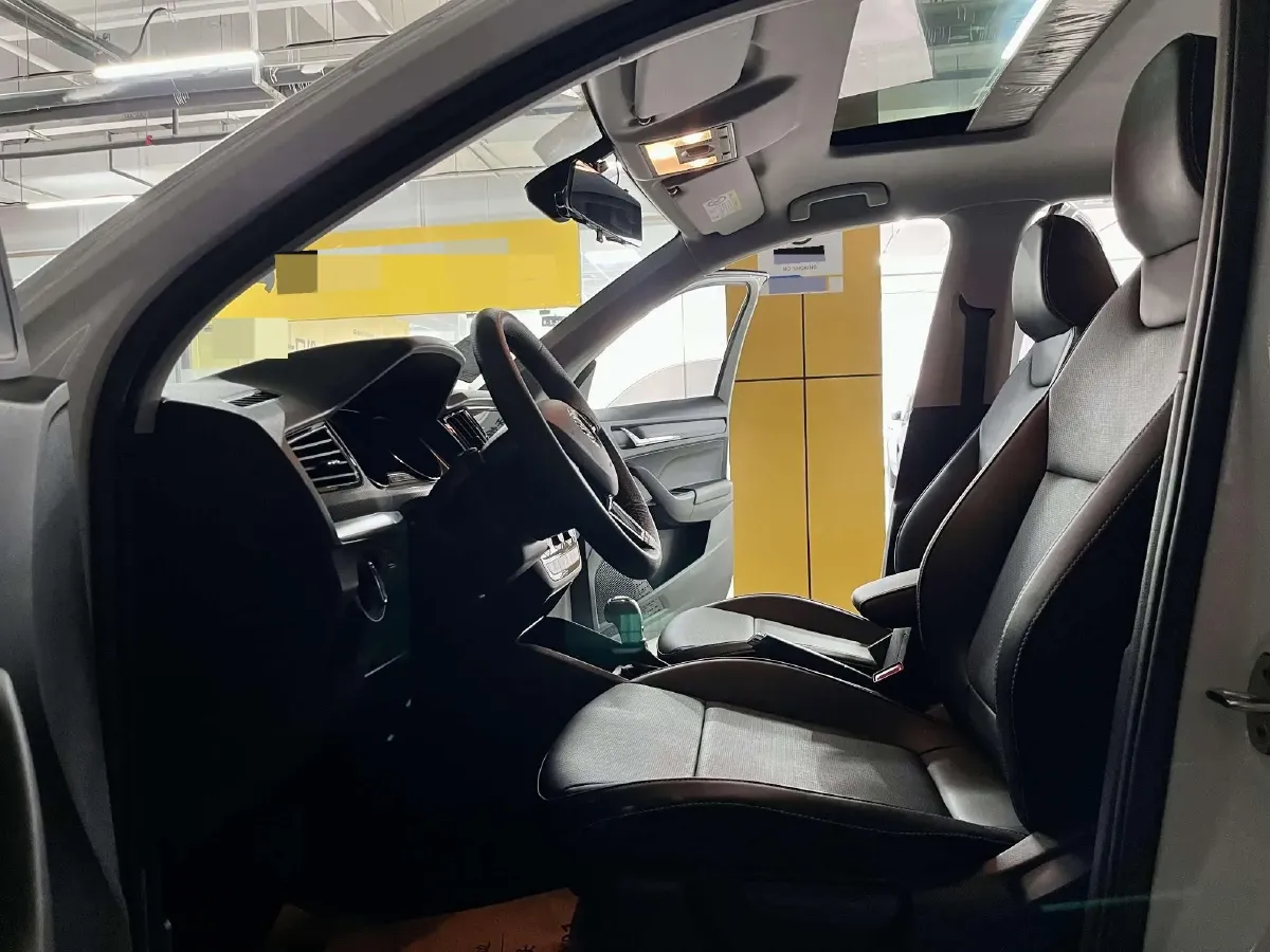 2021 Skoda Kamiq 1.5L 112HP L4 6AT,autocango,china used car exporter,china ev exporter,chinese used car exporter,chinese used ev exporter