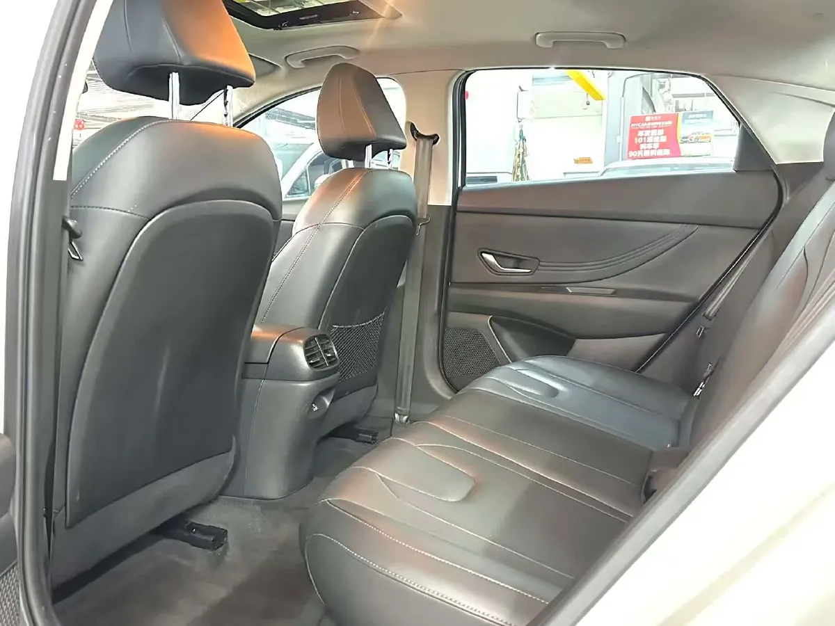 2021 Hyundai Elantra 1.5L 115HP L4 CVT,autocango,china used car exporter,china ev exporter,chinese used car exporter,chinese used ev exporter