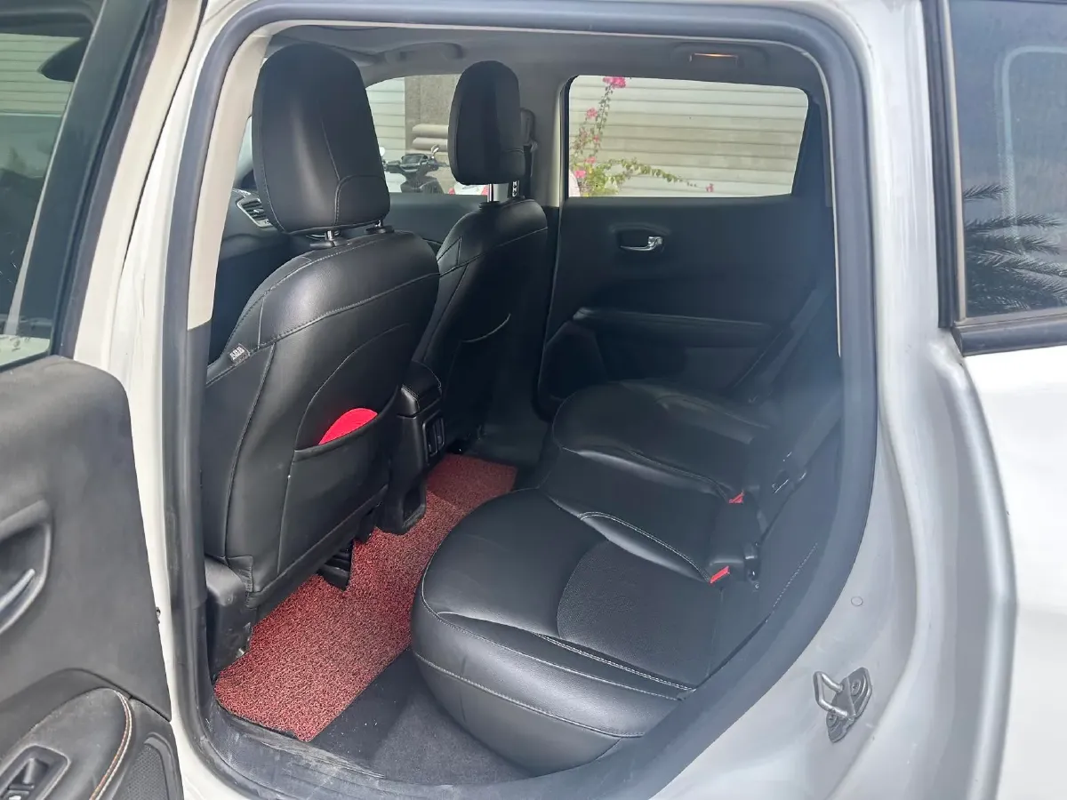 2017 Jeep Compass 1.4T 165HP L4 7DCT,autocango,china used car exporter,china ev exporter,chinese used car exporter,chinese used ev exporter