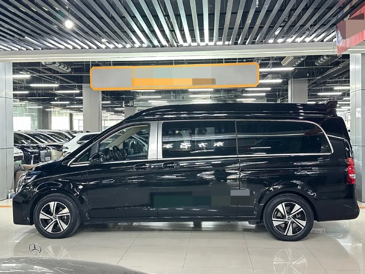 2024 Mercedes-Benz V Class 2.0T 231HP L4 9AT,autocango,china used car exporter,china ev exporter,chinese used car exporter,chinese used ev exporter