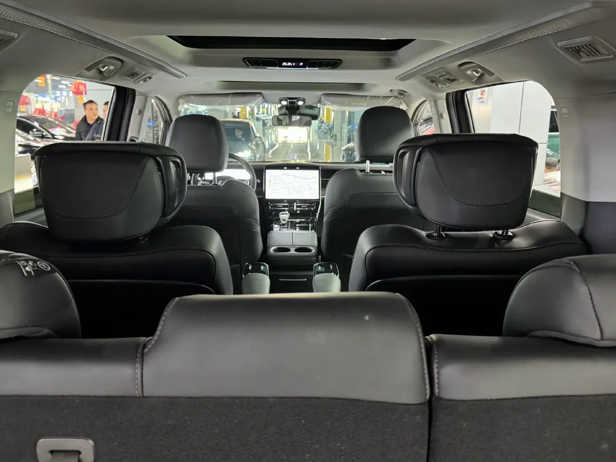 2024 GAC Trumpchi M8 2.0T 252HP L4 8AT,autocango,china used car exporter,china ev exporter,chinese used car exporter,chinese used ev exporter